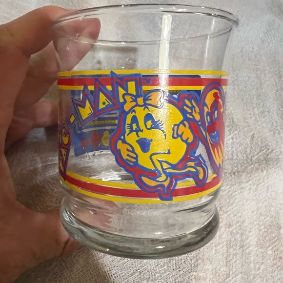 Ms Pac Man 1981 Bally Midway Vintage Video Game Collectible Glass